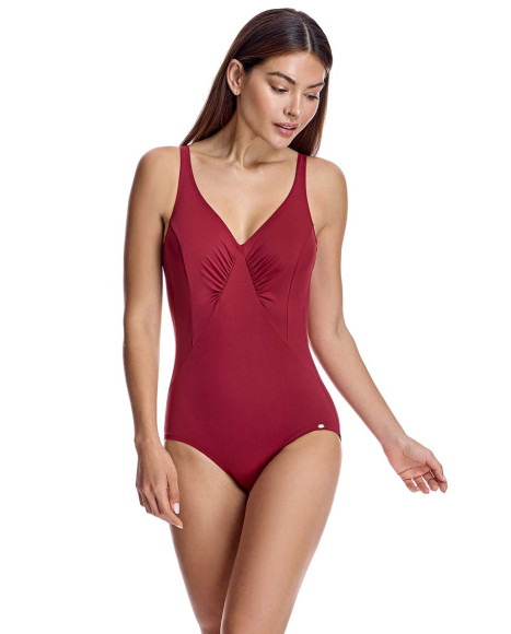Bañador color burdeos para mujer clásico corte pico