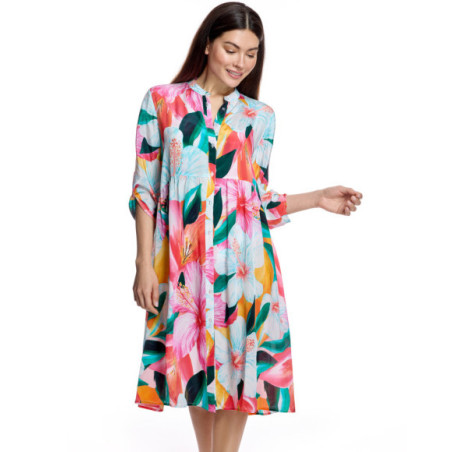 Vestido camisero de mujer con silueta fluida y diseño floral