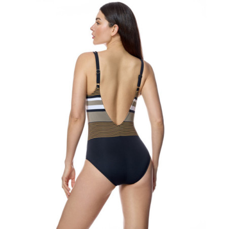 Bañador de mujer con escote redondo y espalda profunda